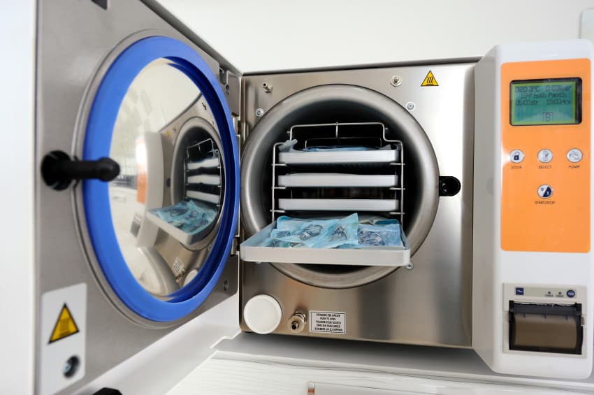 Plasma autoclave